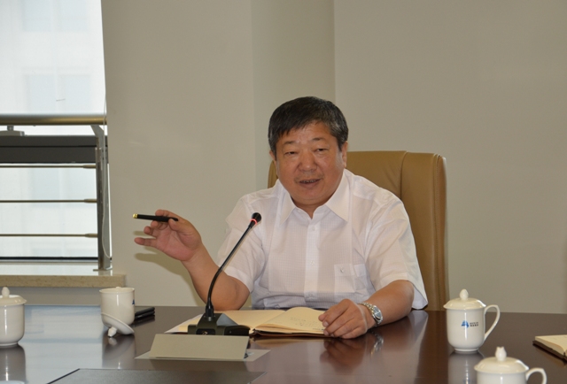 集團黨委副書記李培成做重要講話