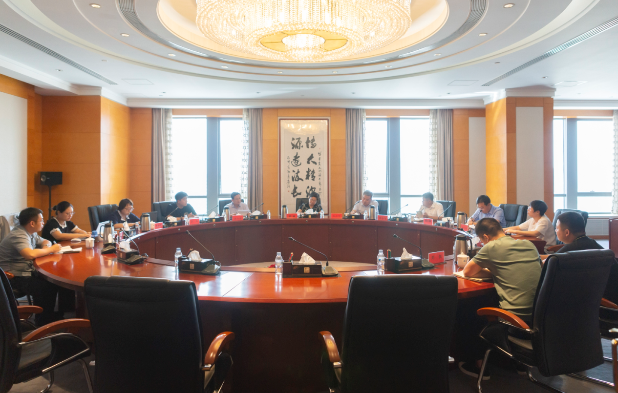 內蒙古金融資產管理公司調研組到博源集團調研