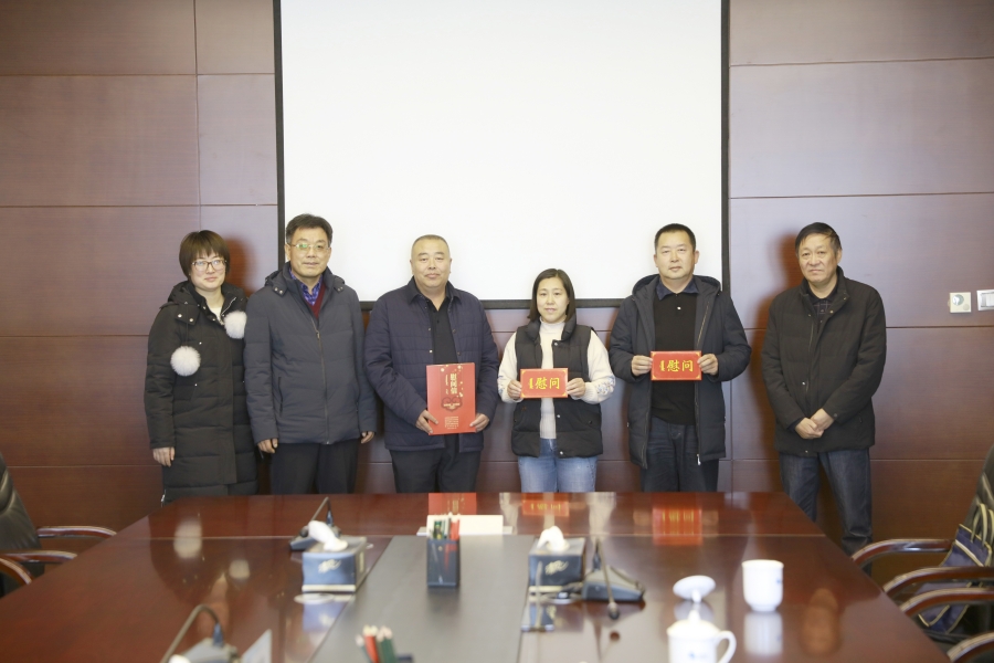 鄂爾多斯市委統戰部副部長劉占平到博源集團慰問
