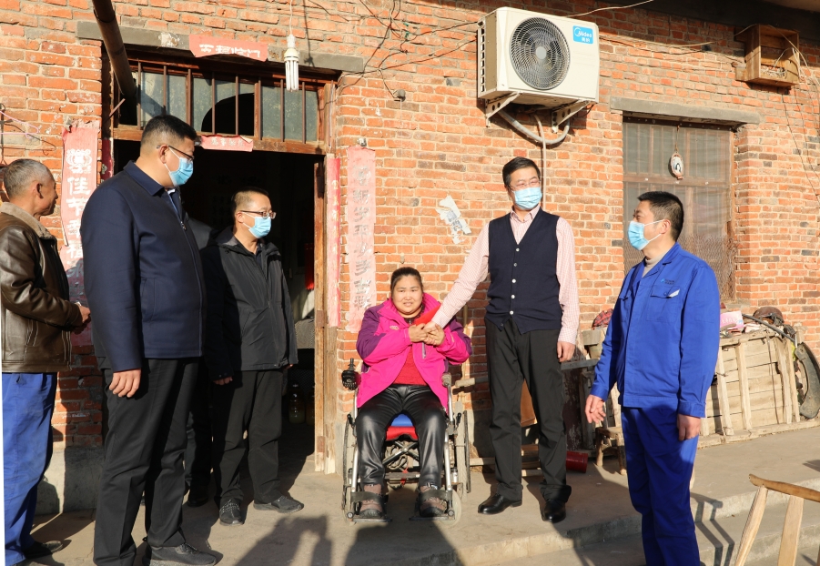 博源集團和遠興公司到河南地區各企業慰問